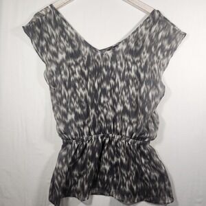 Express Grey White Ikat Print V-Neck Cap Sleeve Blouse with Camisole Liner Small